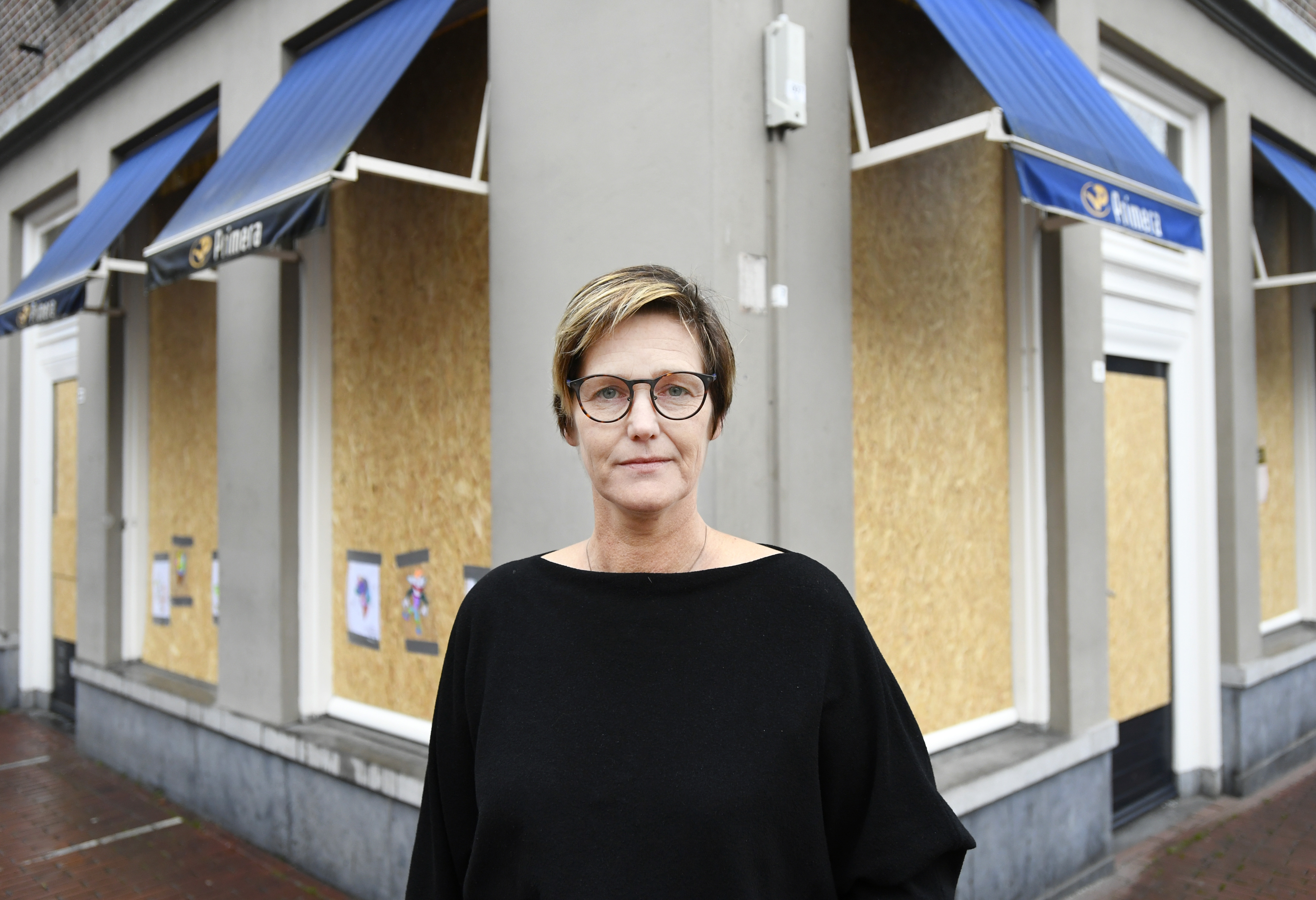 Geplunderde primera geld crowdfunding rellen