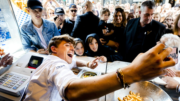 Lil Kleine friettent De Belg Amsterdam snackbar horeca ANP