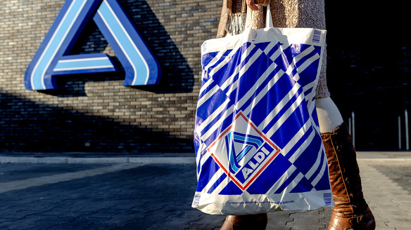 Overzicht openingstijden supermarkten Dodenherdenking 2018 Aldi