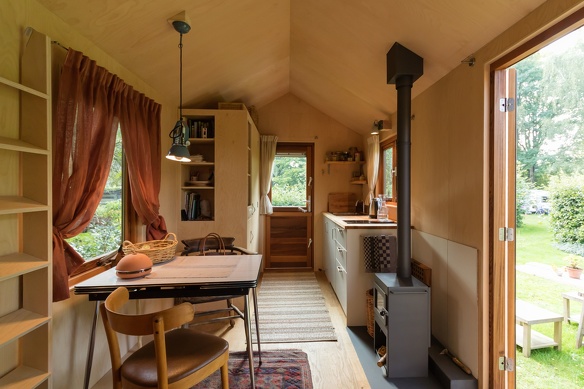 Tiny House inside Berrie van Helden