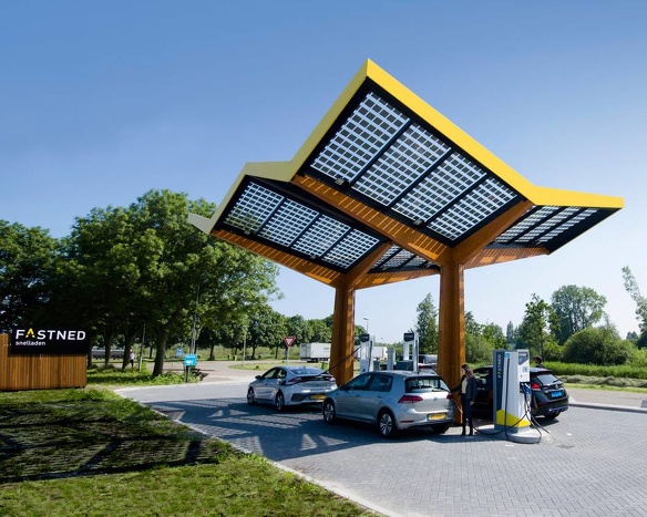 Snel laad station fastned snelladen