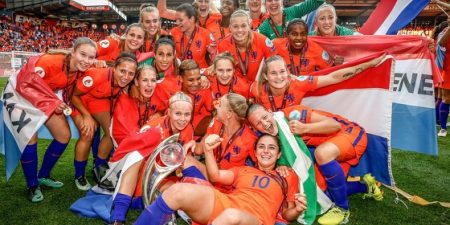 Wk vrouwenvoetbal commercie voetbal geld ondernemer