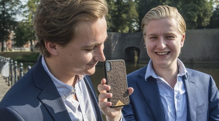 Breda telefoonhoesje geur hype