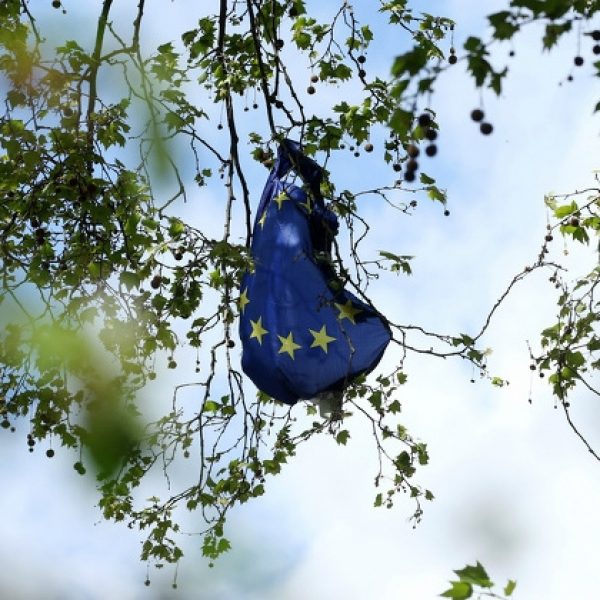 Brexit column tijd van rustig ademhalen is voorbij brexit afgrond nog altijd dichtbij