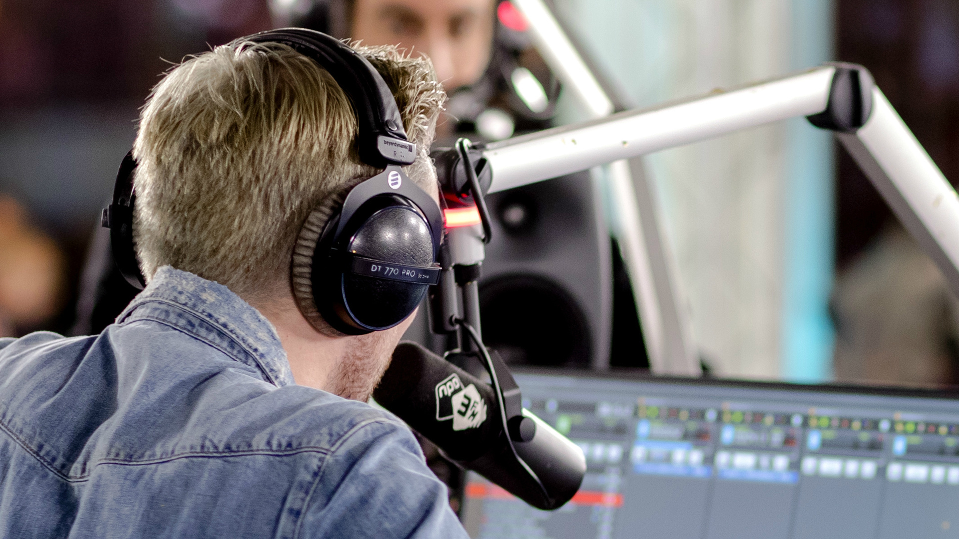 3 FM marktaandeel jongeren radio radiozender jongeren dieptepunt