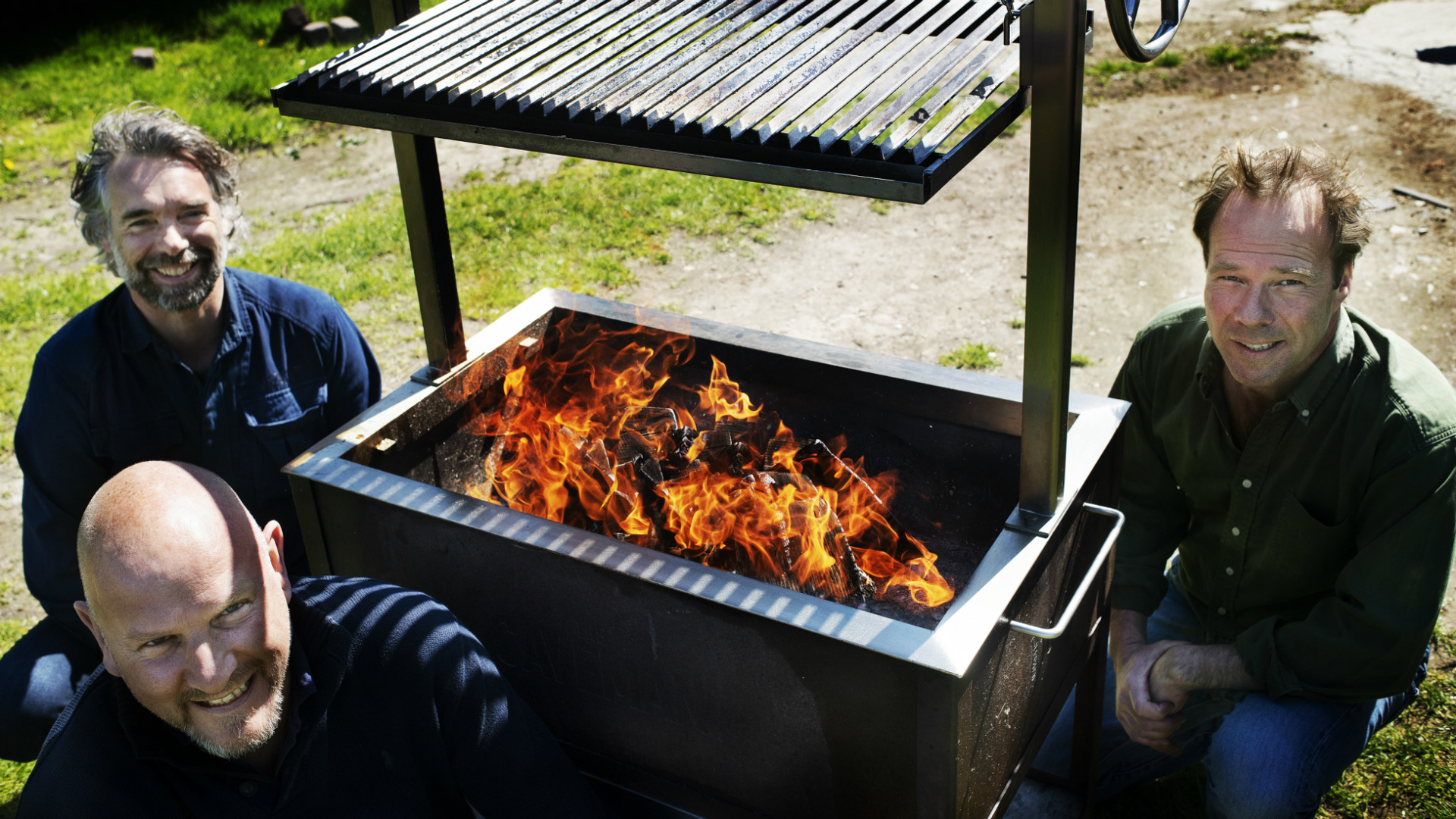 De Ondernemer | Pure liefhebbers bestoken de markt van de Caveman barbecue | Runderkamp Barbecue | Runderkamp.nl