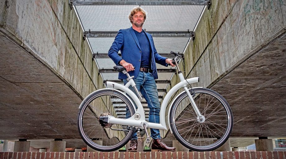 AD by Ar Bicycle Company 8000 NICO BRONS