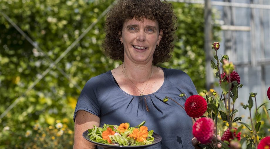 Adrienne Scheffers eetbare bloemen
