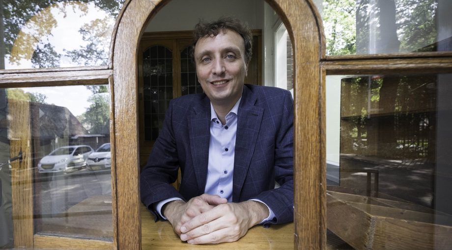 Alex van Hooff directeur van Burgers Zoo Erik van t Hullenaar