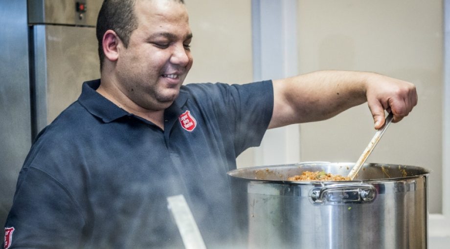 Daklozen koken Moez kookboek