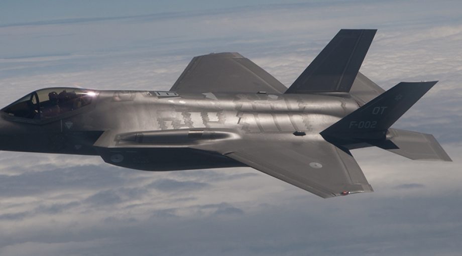 F35