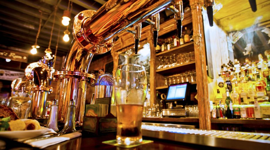 Horeca Pub Bar Caf Thinkstock