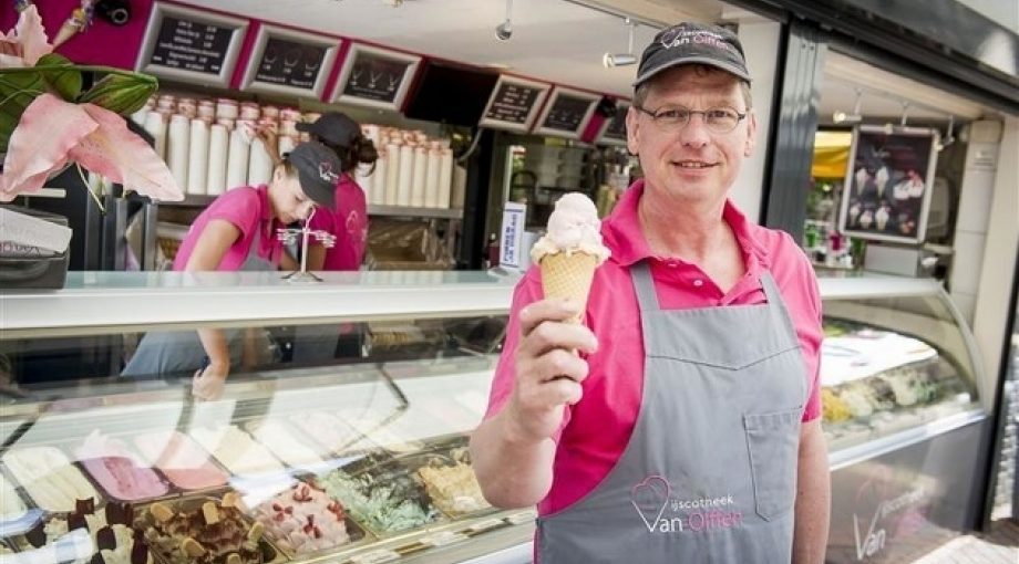 I Jscotheek van Olffen Emiel Muijderman