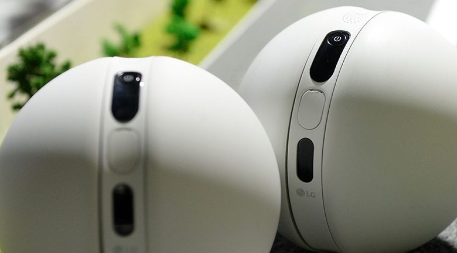 MWC ROBOT HEADER