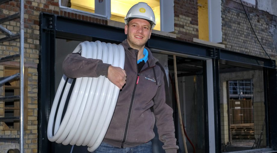 Marlies wessels erik bouwmeester loodgieter installateur uwv bouwsector kantoor jongeren jeugd werk carriere