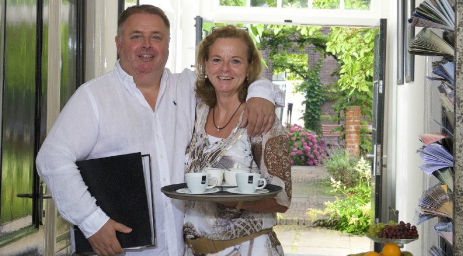 Petra en Yves eigenaren Hotel de Tabaksplant