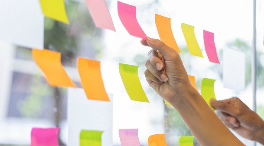 Post it collega