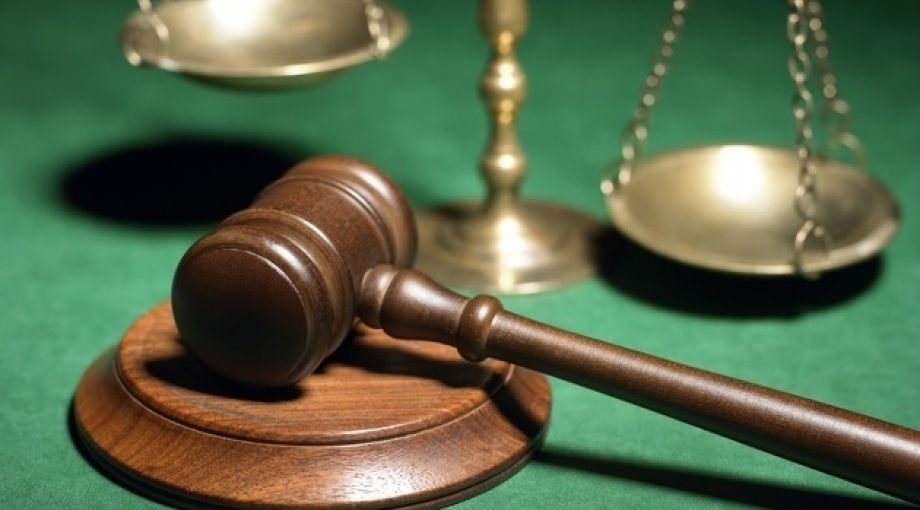 Rechtspraak hamer thinkstock