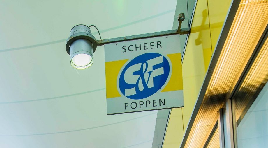 Scheeren Foppen