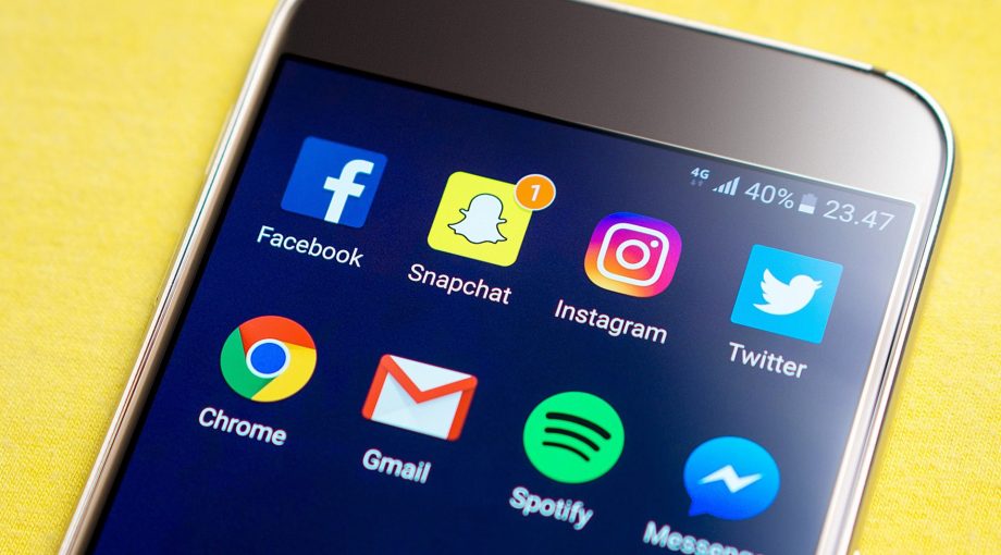 Social Media 6