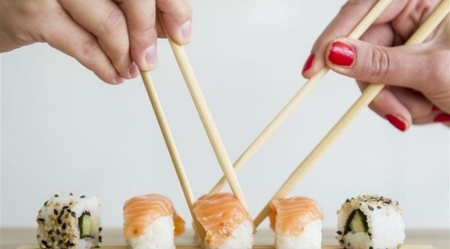 Sushi met stokjes Emiel Muijderman
