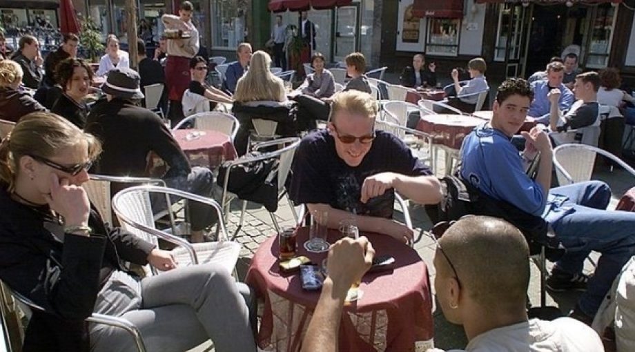 Terras Carlo ter Ellen
