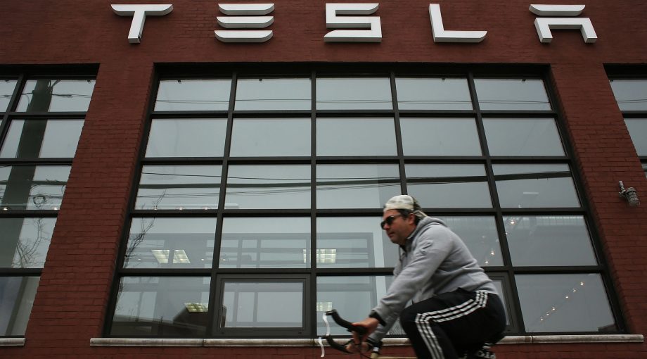 Tesla 16