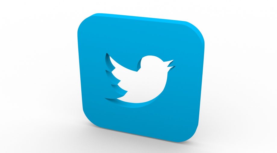 Twitter 12