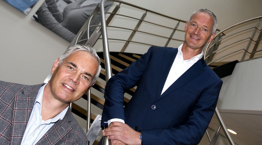 Van Loon Group Son