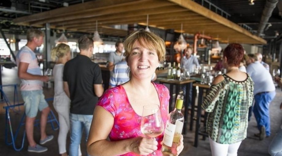 Xandrine van Woudenbergh Lenneke Lingmont