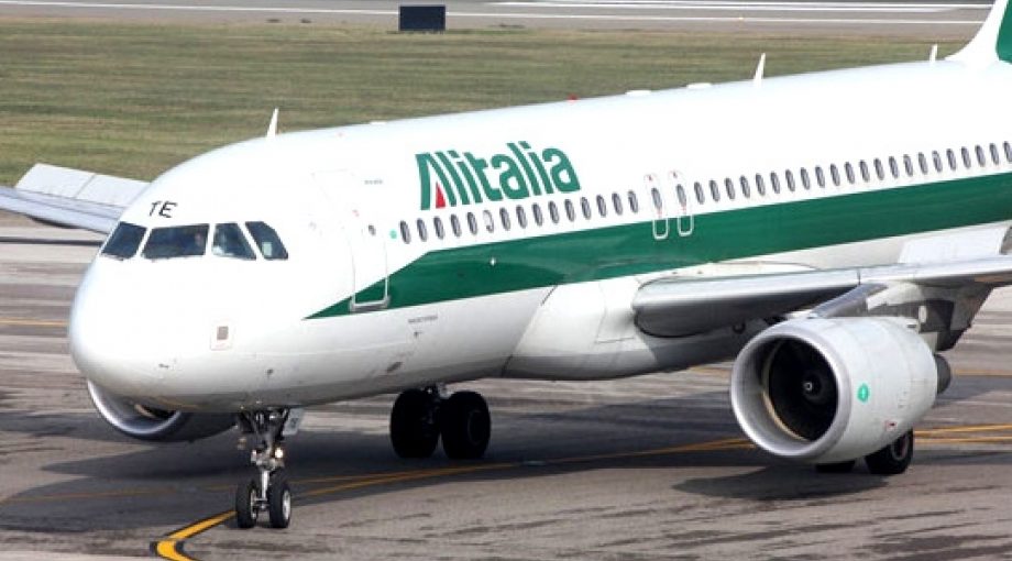 Alitalia vliegtuig groot