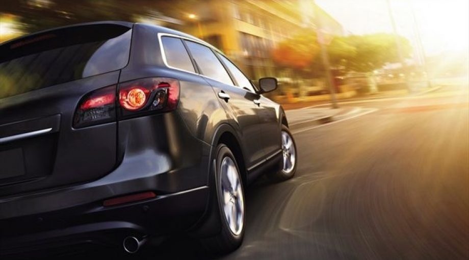 Auto rijden mazda groot