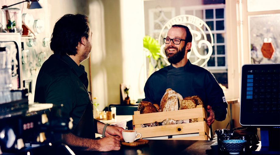 Baker delivers bread at lunchroom WEB
