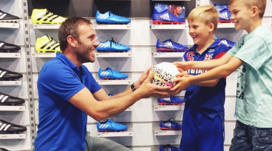 Ballen voor meidenvoetbal interport