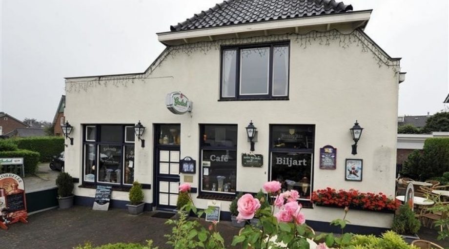 Caf De Nieuwe Roos Carlo ter Ellen