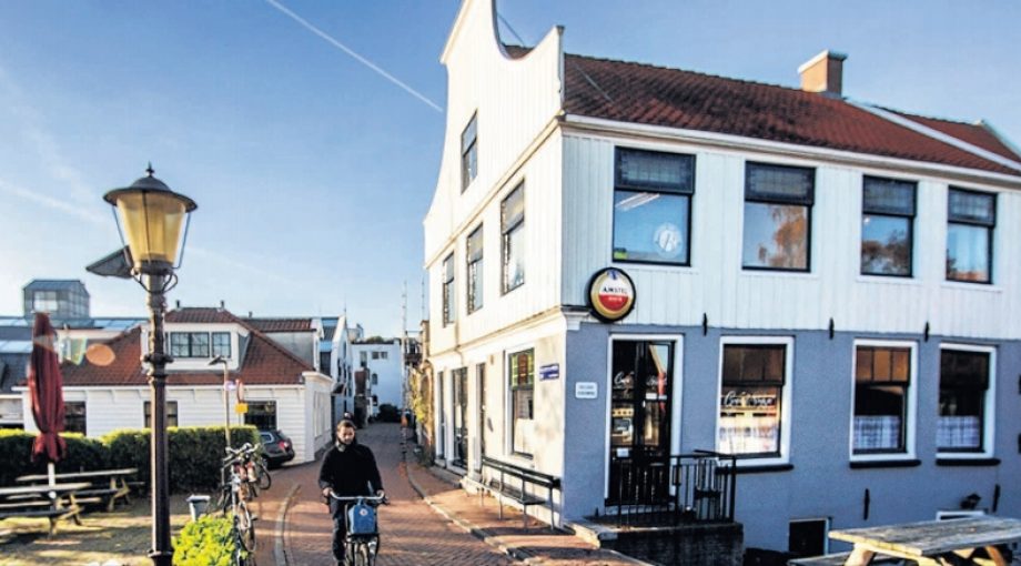 Cafe sluitsje amsterdam