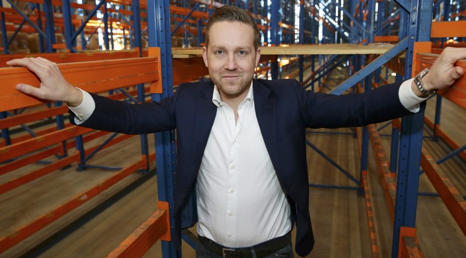 Dekbed discounter niels verwij gouda webwinkel webshop groei 3800 procent data klanten bedden boxspring matrassen leasen