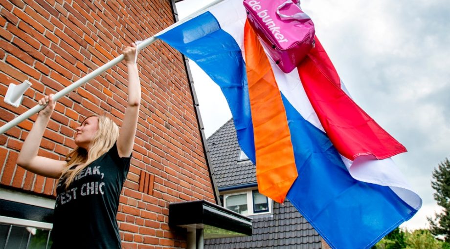 Diploma uitreikingen onderwijs examendiefstal groot