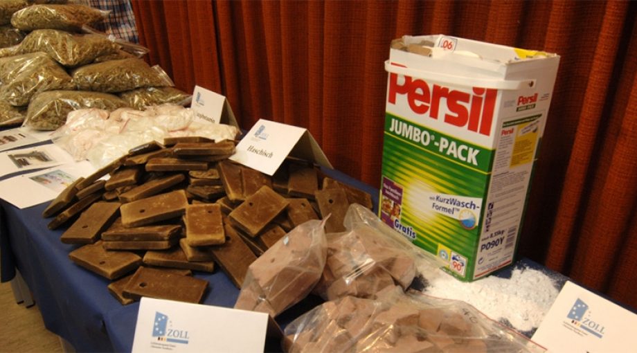 Drugscocainepolitiebedrijvenoorlog1065