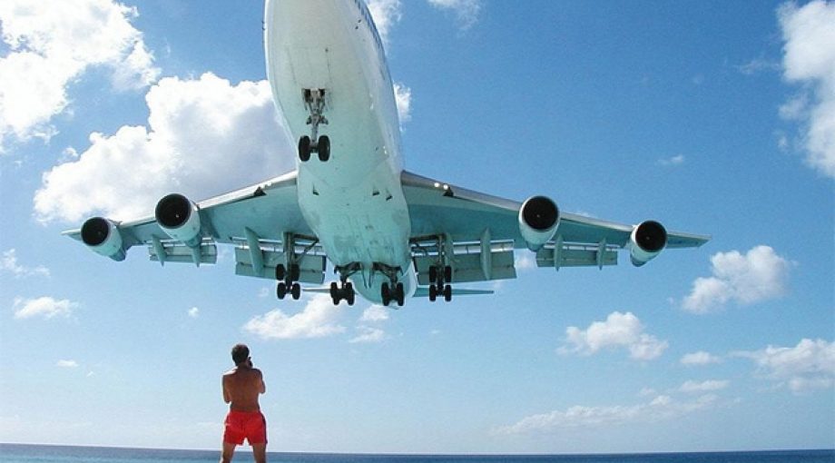 Dutch antilles express sintmaarten 335