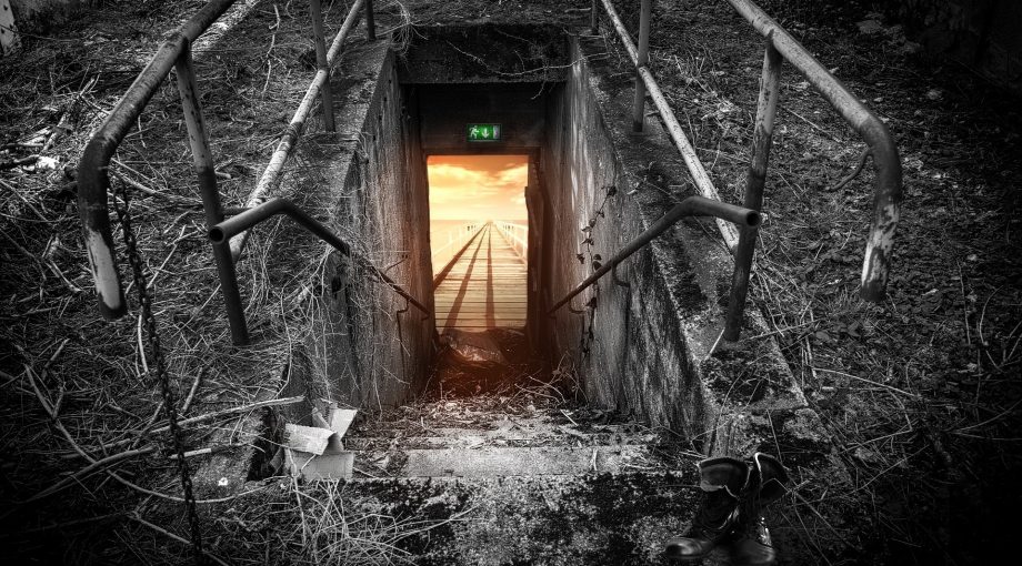 Emergency exit 696656 1920
