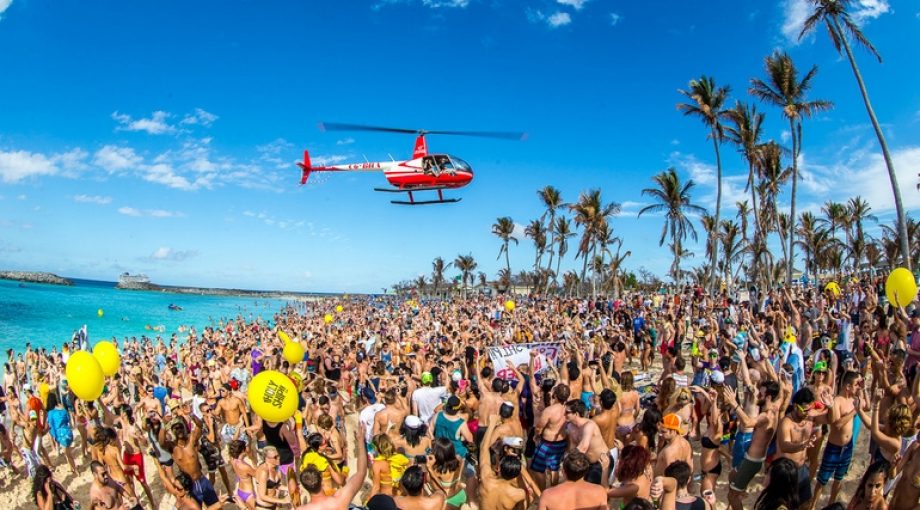 Event feest strand groot