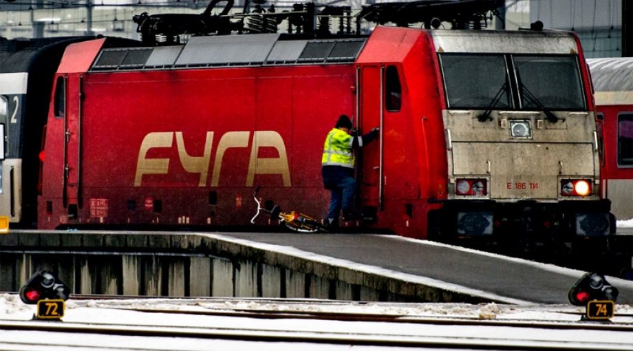 Fyra alternatieven trein 800