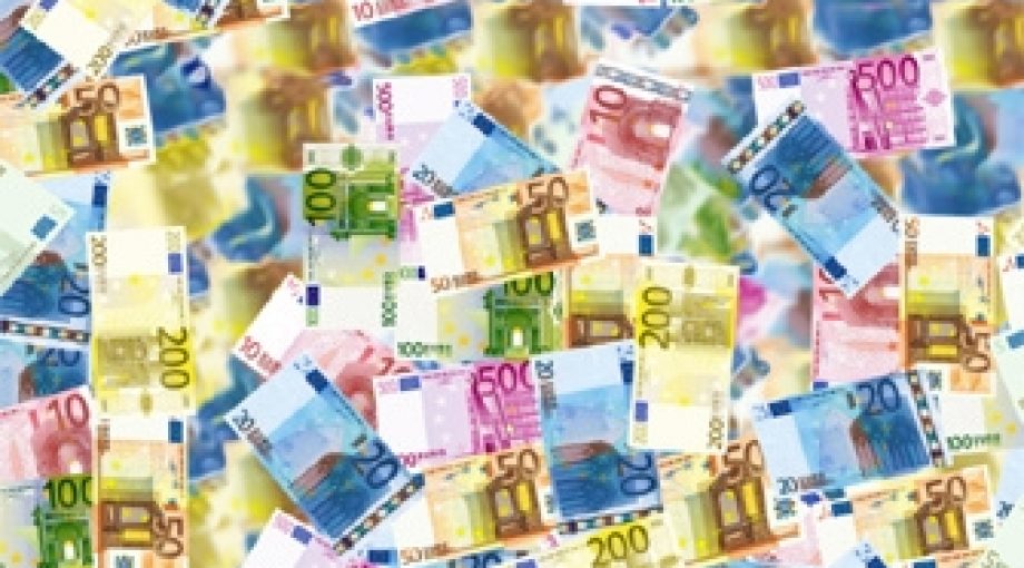 Geld euro papiergeld 335