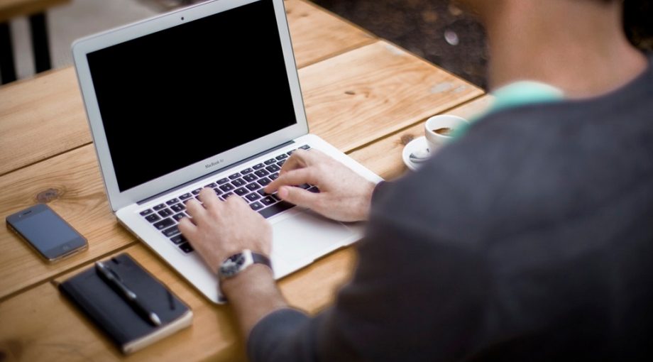 Kluizenaarsbestaan zzp freelancer hub at home groot