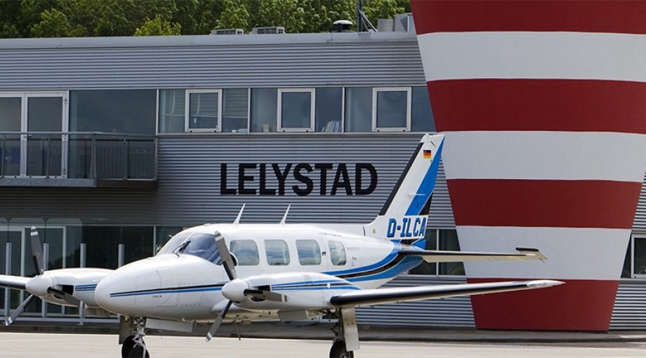 Lelystad airport uitbreiding aero club salland