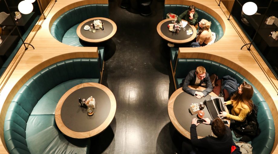 Lloyd hotel amsterdam rocco veenboer metamorfose grandeur janpaul scholtmeijer evert breman khl