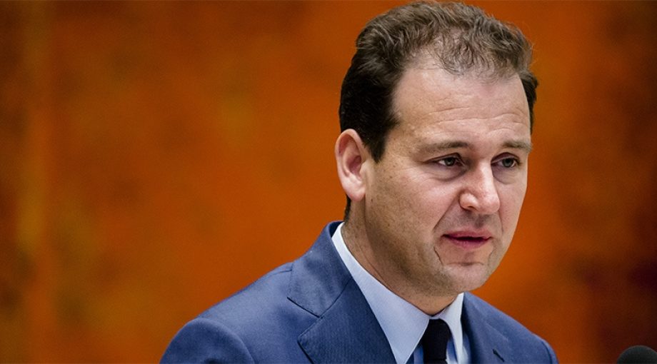 Lodewijk asscher pesten