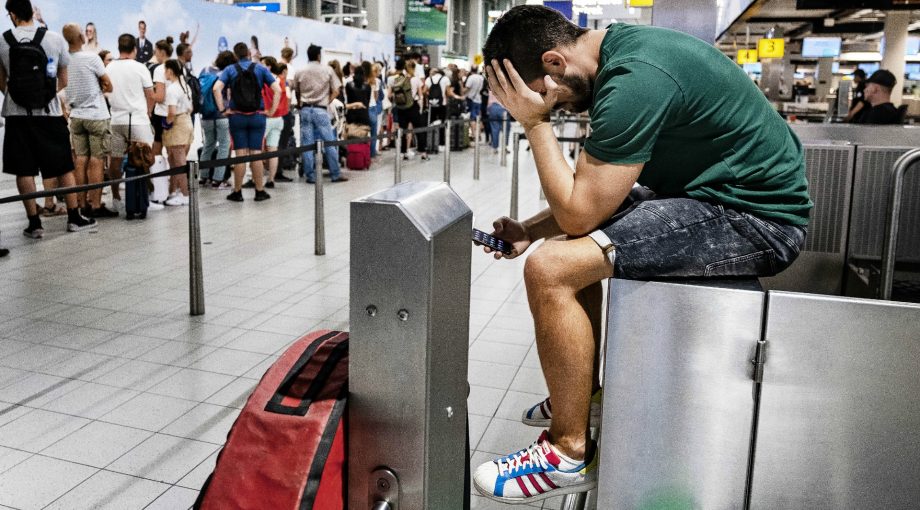 Luchtvaartdeskunidge schade storing schiphol tientallen miljoenen