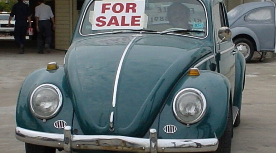 Old timer tweedehands auto groot